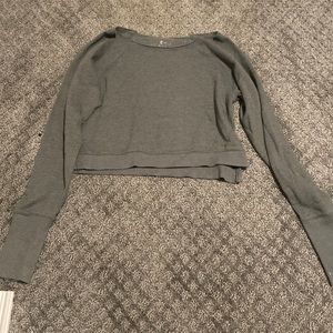 army green long sleeve cropped hoodie